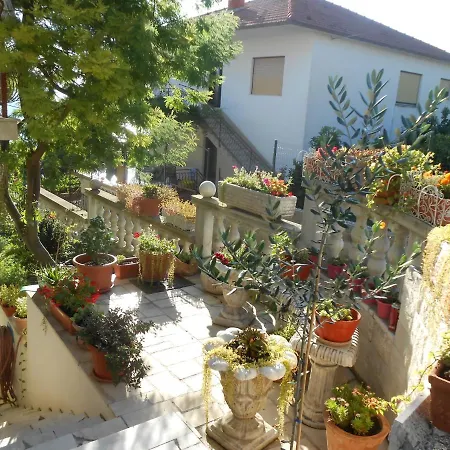 By The Sea - 15237 Apartman Trogir