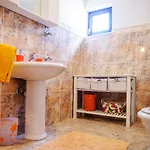 By The Sea - 15237 Apartman *