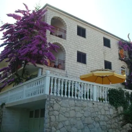 By The Sea - 15237 * 特罗吉尔