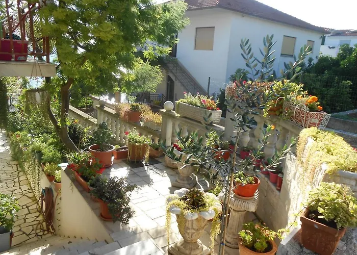 By The Sea - 15237 Appartement Trogir